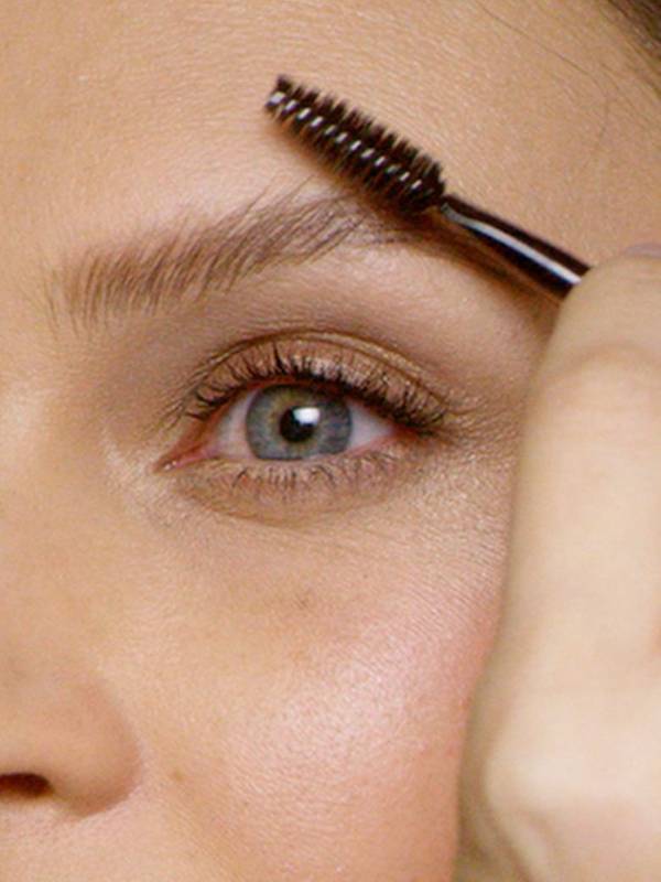 How to Use Eyebrow Gel - Long Lasting, Perfect Eyebrows ...