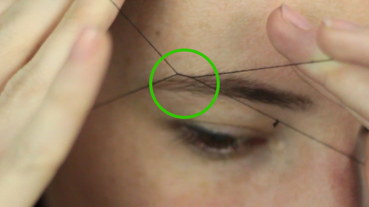 The Best Way to Thread Your Eyebrows - wikiHow